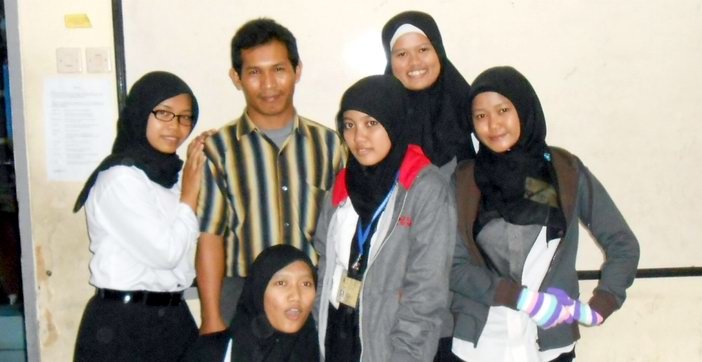 UN Paket B setara SMP 2013